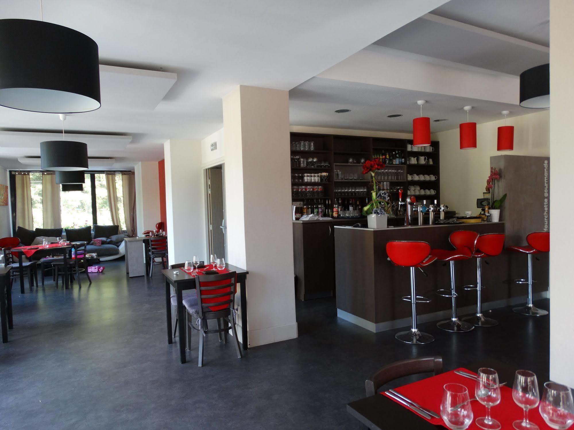 Hotel Restaurant L Echo Du Lac Gerardmer Ngoại thất bức ảnh